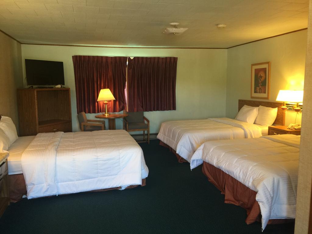Dakota Cowboy Inn Custer Εξωτερικό φωτογραφία