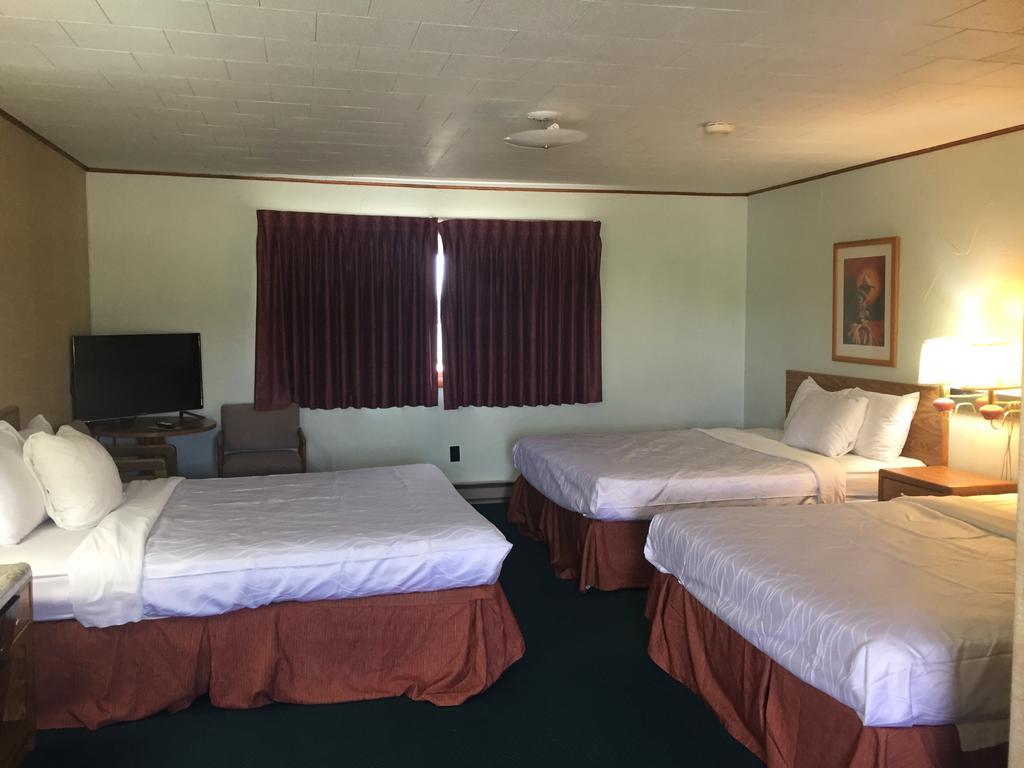 Dakota Cowboy Inn Custer Εξωτερικό φωτογραφία