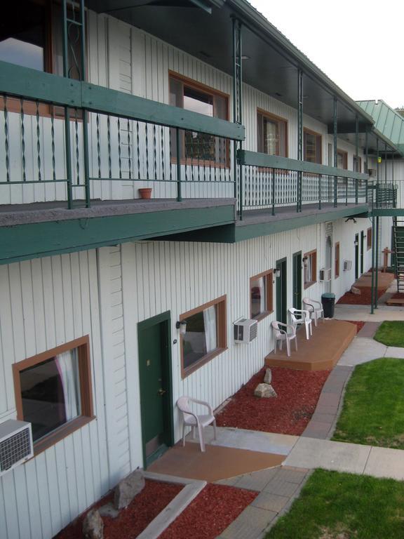 Dakota Cowboy Inn Custer Εξωτερικό φωτογραφία