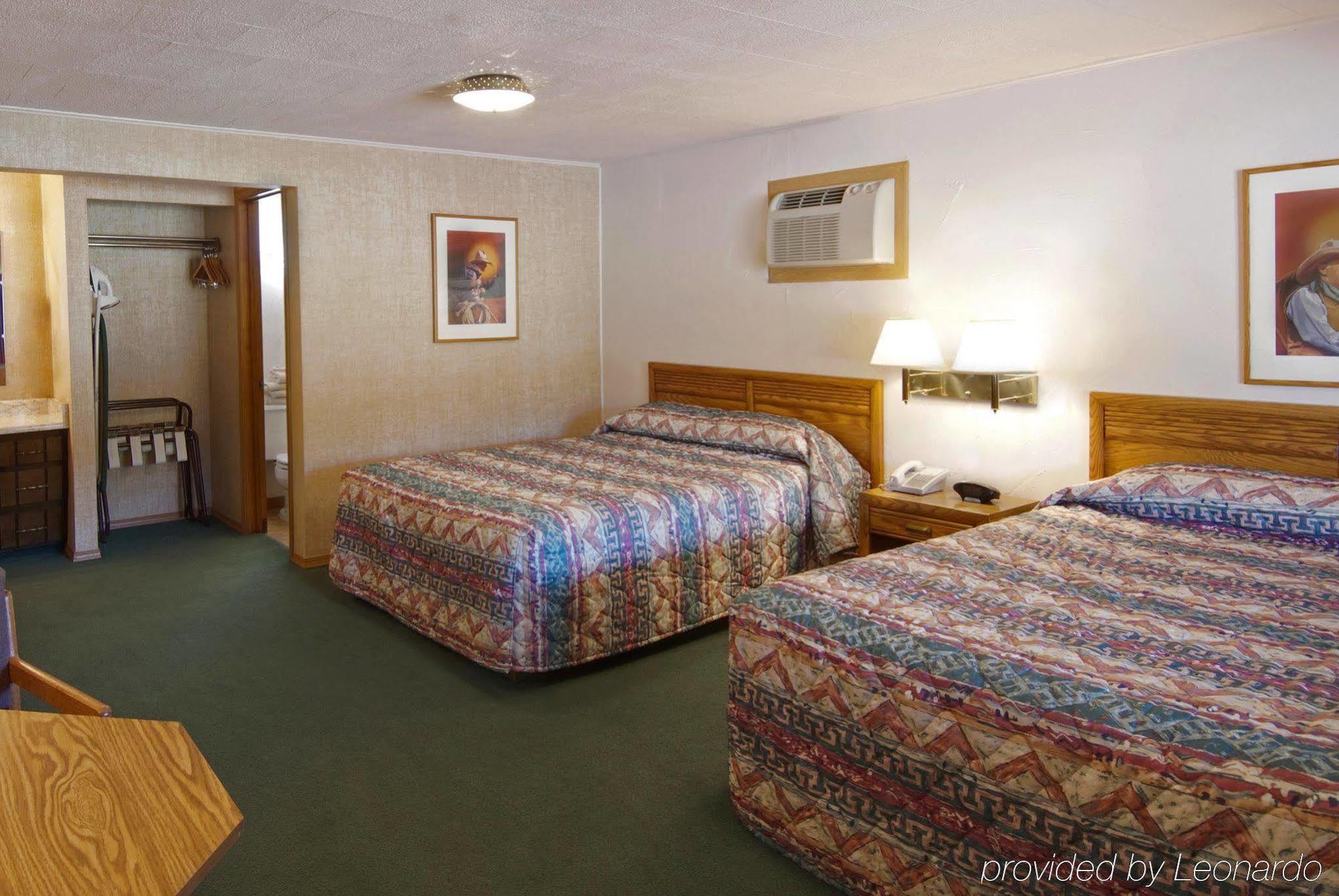 Dakota Cowboy Inn Custer Δωμάτιο φωτογραφία